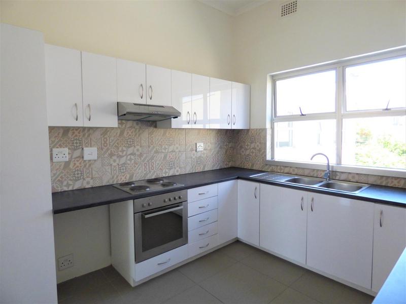 To Let 3 Bedroom Property for Rent in Green Point Western Cape